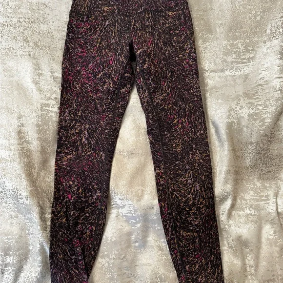 Colorful Patterned Leggings - Picture 2 of 5